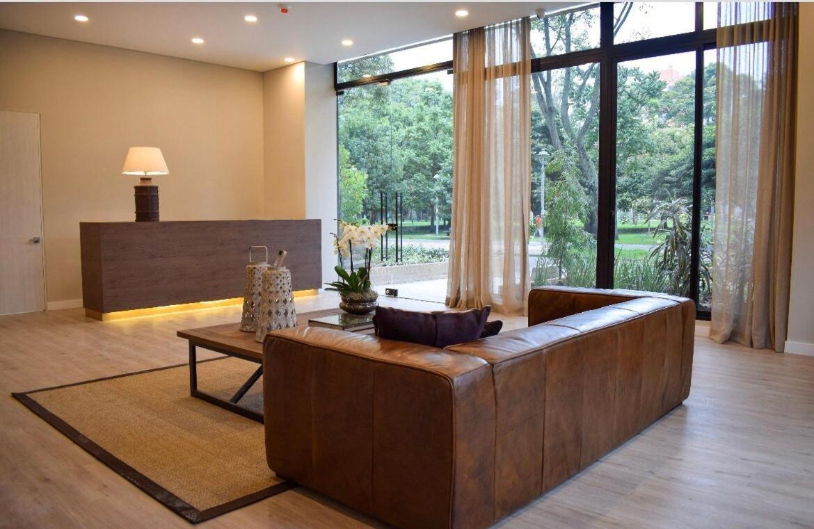 Exclusive Loft 505 Across From El Virrey Park
